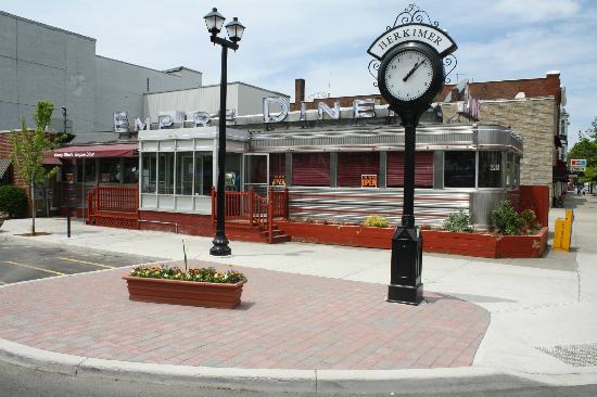 Crazy Otto's Empire Diner in Herkimer